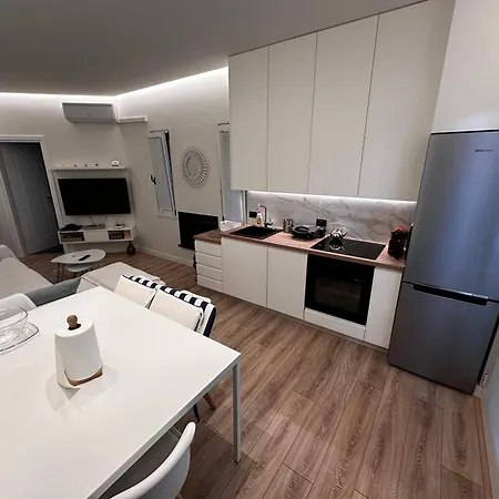 Gjiri I Lalezit Otel *